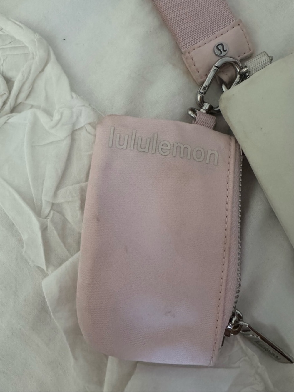 Lululemon Dual Pouch Wristlet Wallet Keychain - Pink and White Silver - Picture 3 of 10